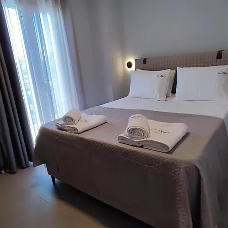 Alaia Sky - Cozy Graden Retreat Kefalonia Lepedha